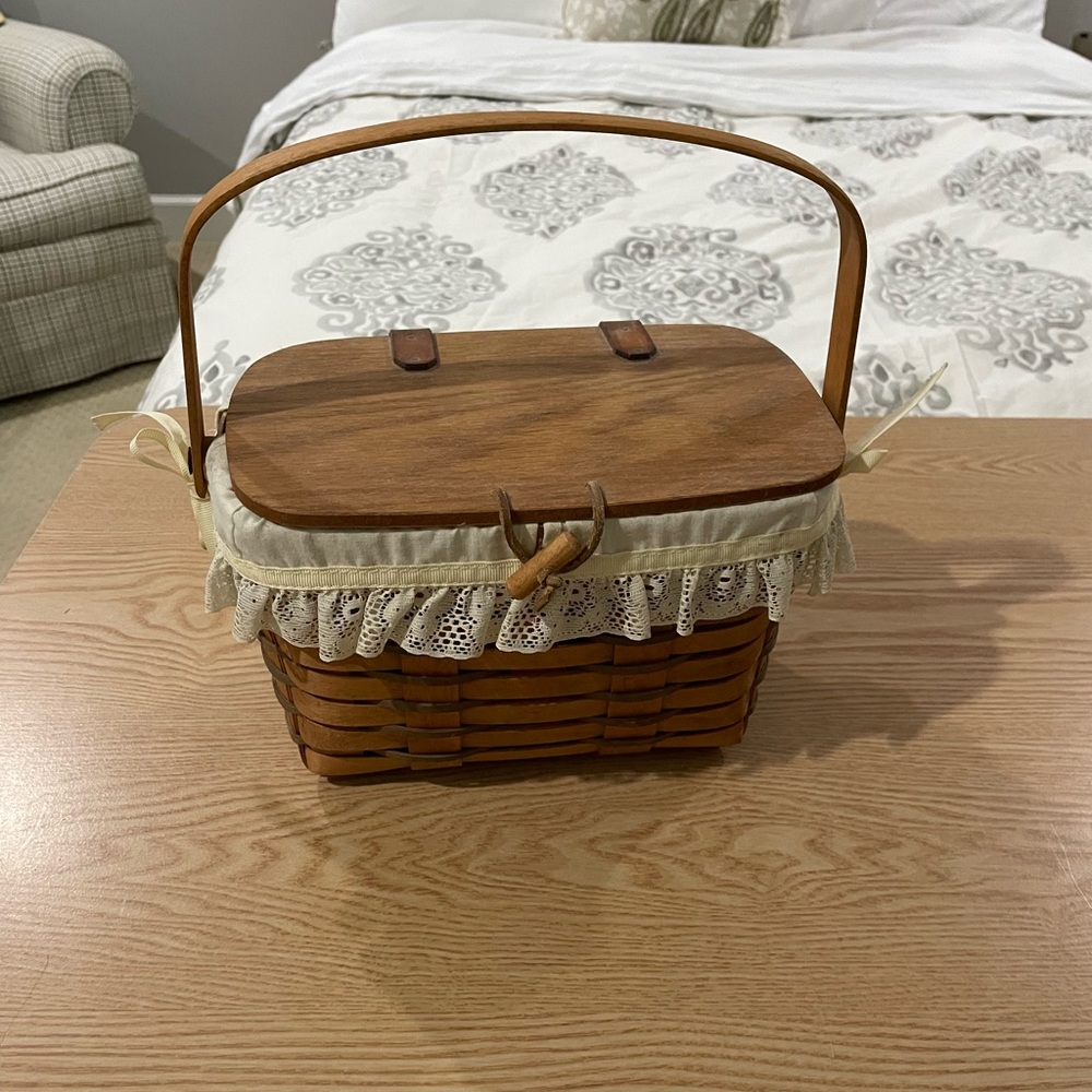 Longaberger 1991 Heartland Small Purse Basket